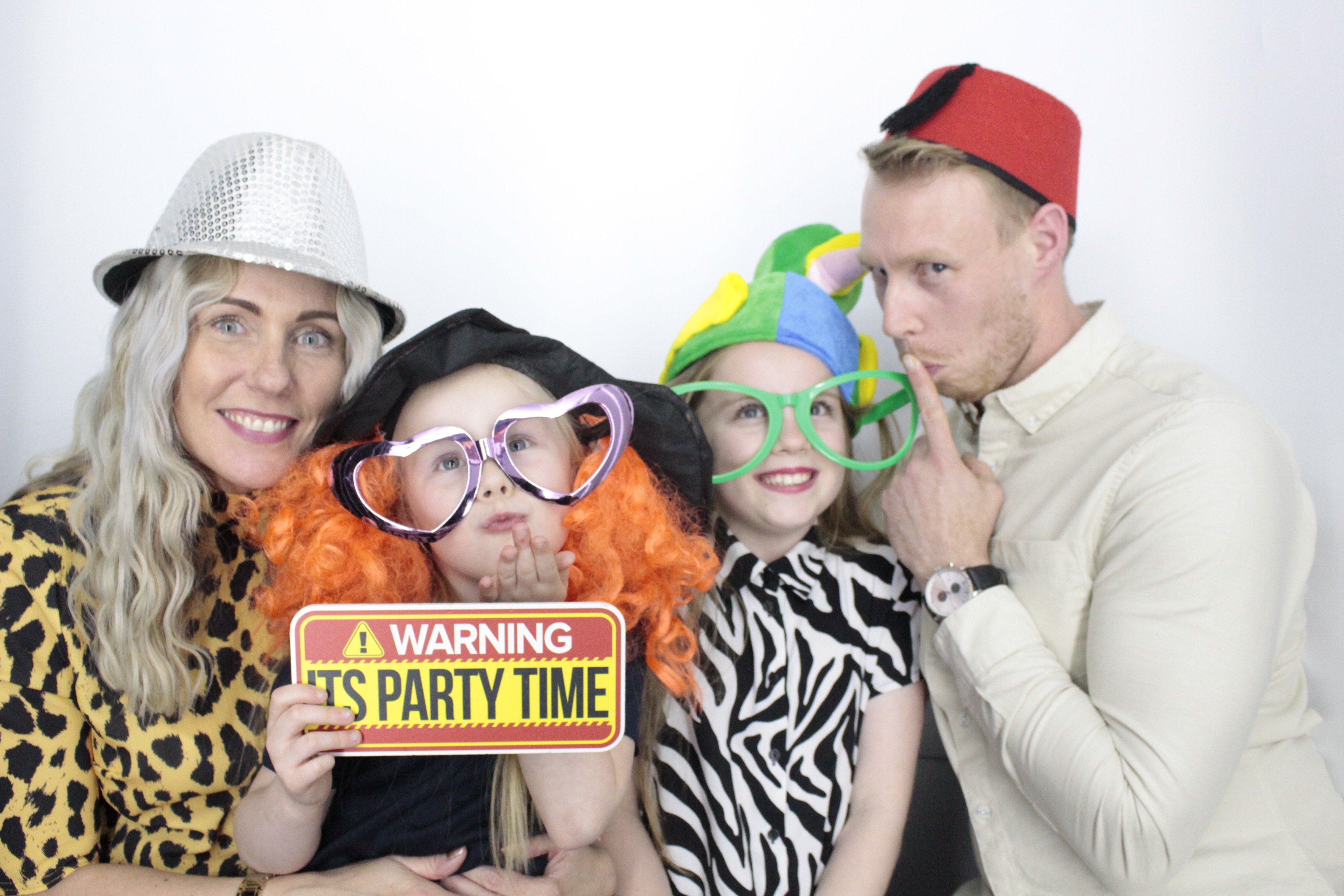 Mandy's 60th  Birthday Party | View more photos from the event at gallery.myphotoboothexperience.co.uk/u/MyPhotoBoothExperienceLtd/Mandys-60th-Birthday-Party